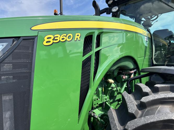 John Deere 8360R