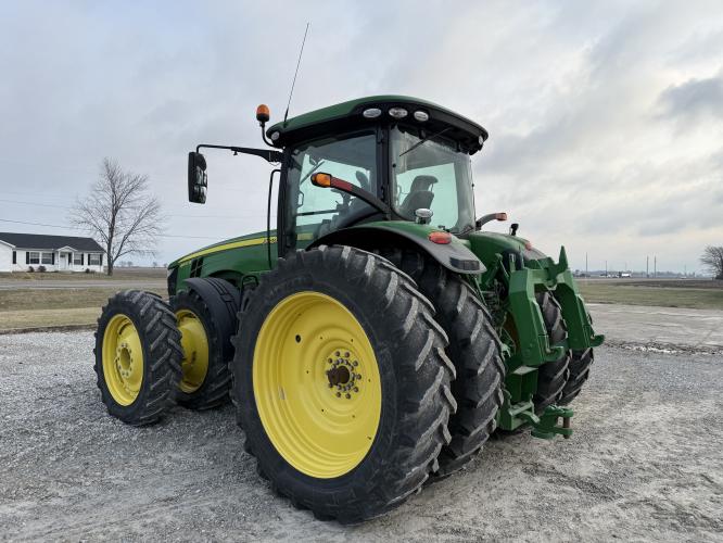 John Deere 8370R
