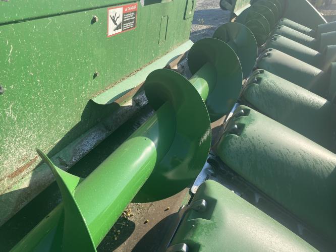 John Deere 608C