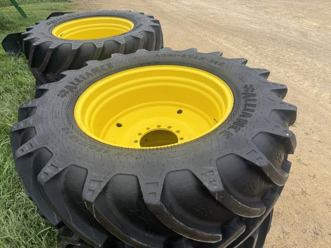 Alliance 650/65R38