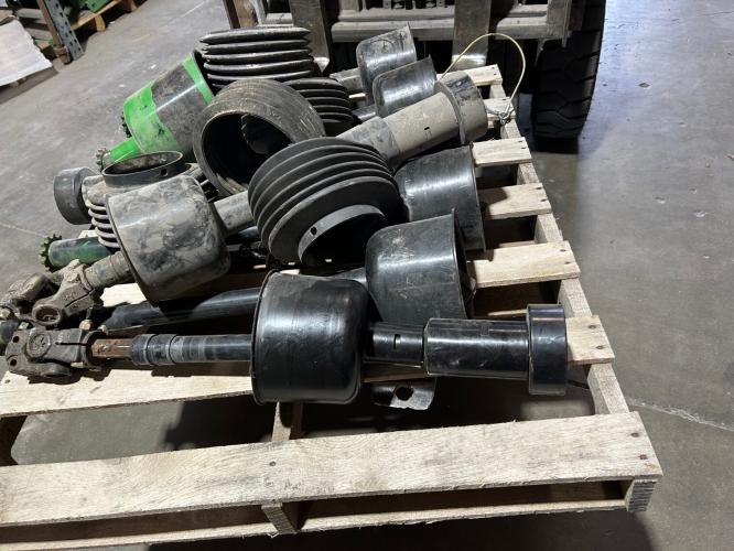 John Deere BH81637 sprocket style drive shaft