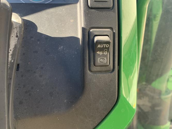John Deere 5090M