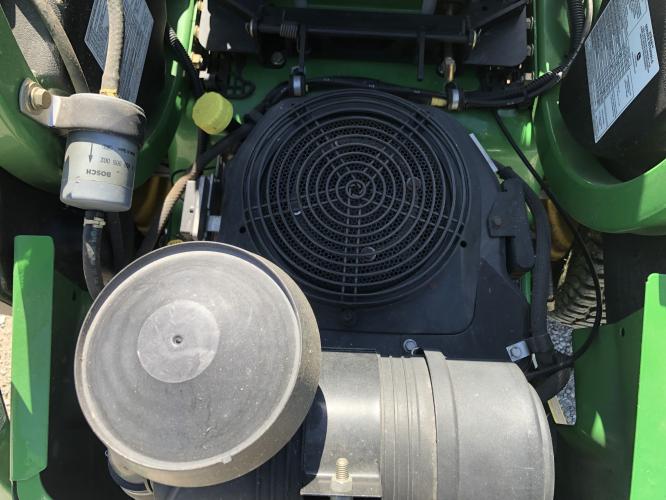 John Deere Z925M