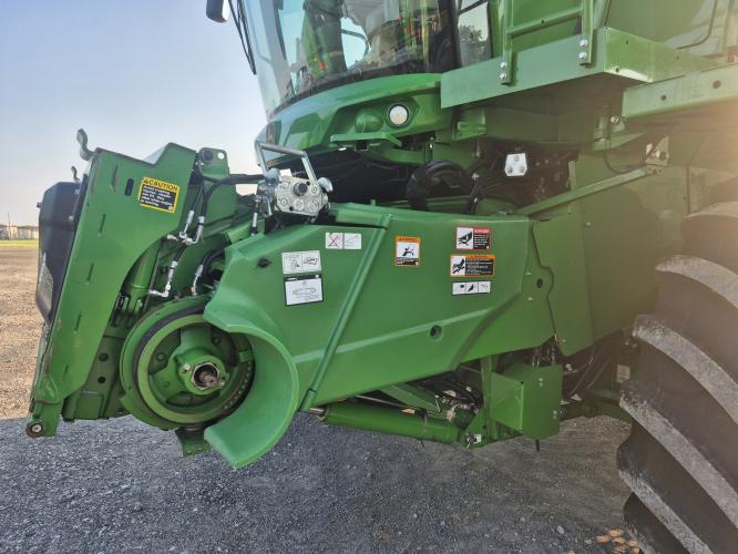 John Deere S790