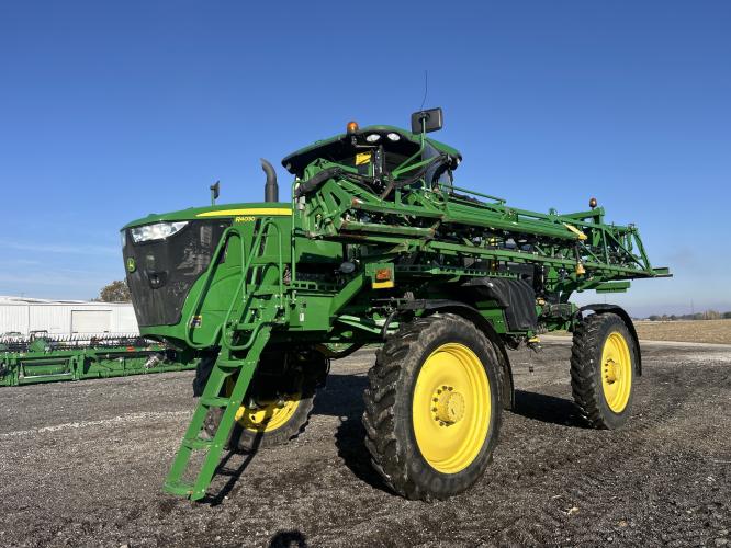 John Deere R4030
