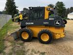 John Deere 324G