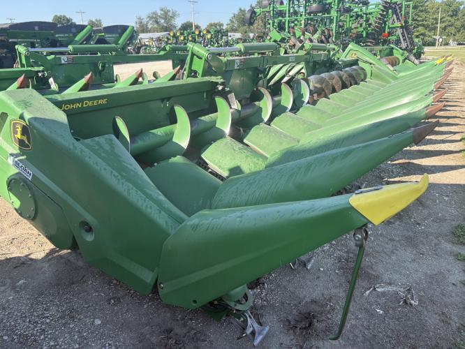 John Deere C12F