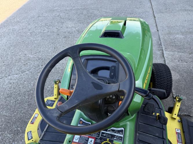 John Deere X730