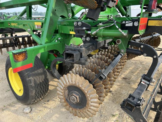 John Deere 2660VT