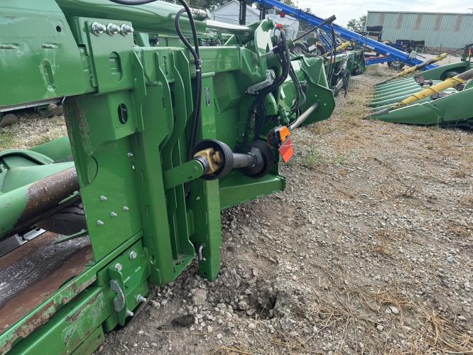 John Deere C12F