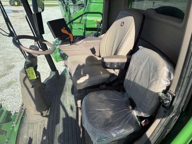 John Deere S770