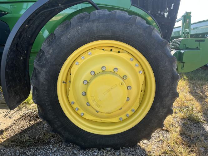 John Deere 7200R