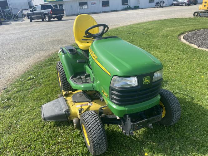 John Deere X475