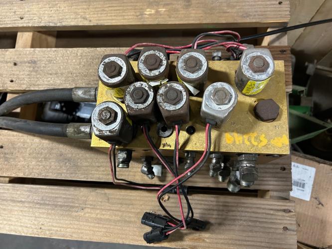 John Deere A52249 Manifold block assembly