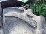John Deere 8235R