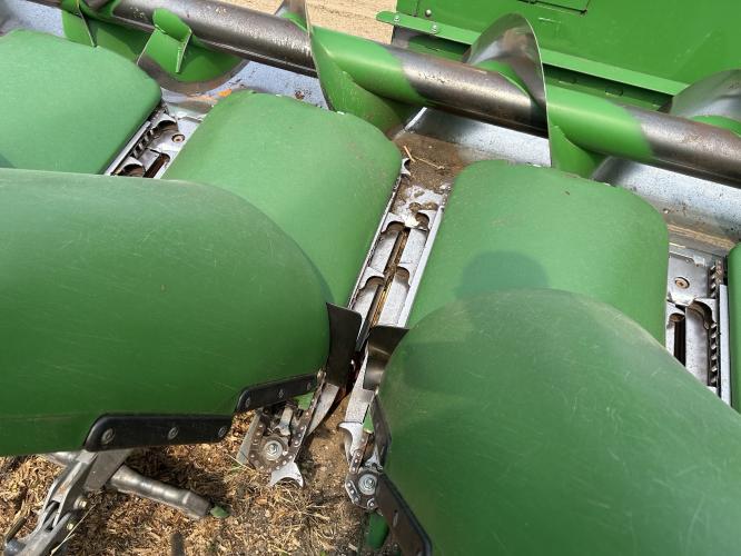 John Deere C8R