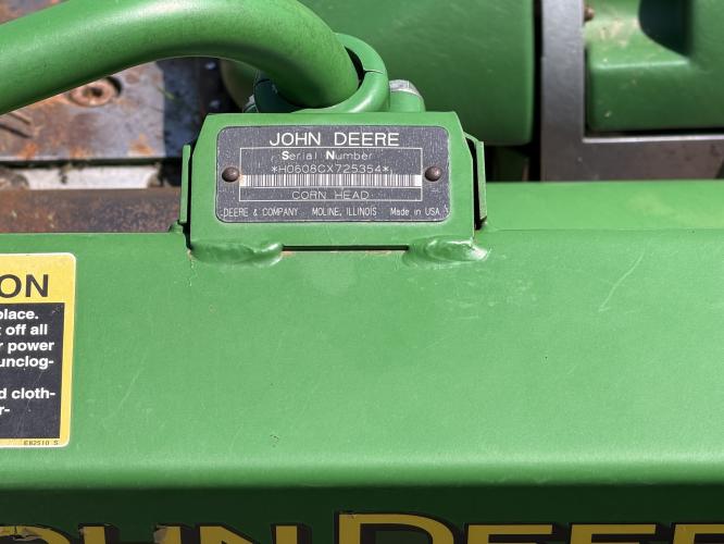 John Deere 608C