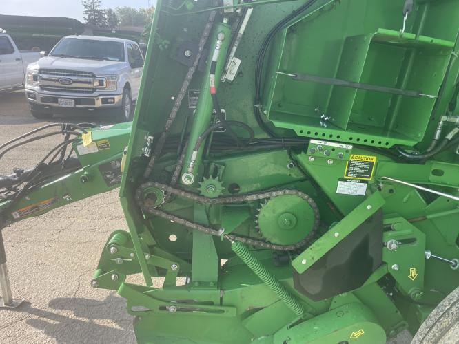 John Deere 560M