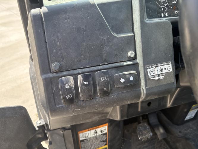 John Deere XUV865M Diesel