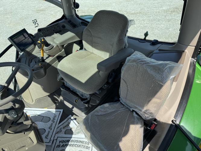 John Deere 6R 145