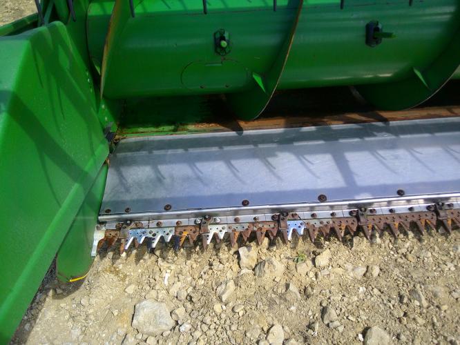 John Deere 630F