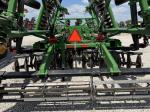 John Deere 2635