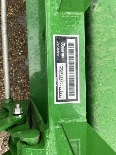 John Deere 3046R