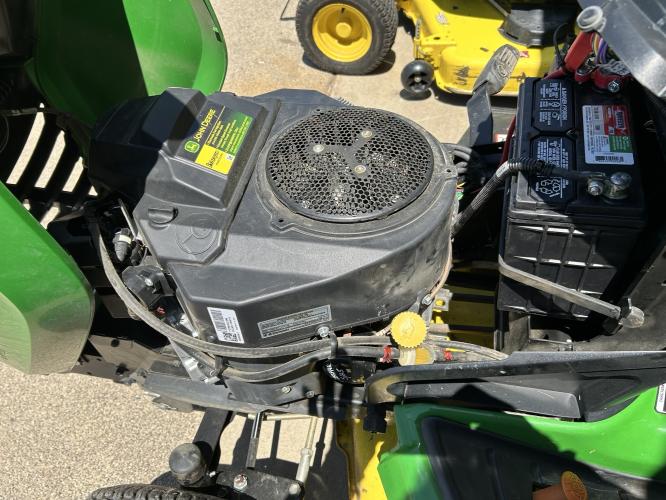 John Deere X590