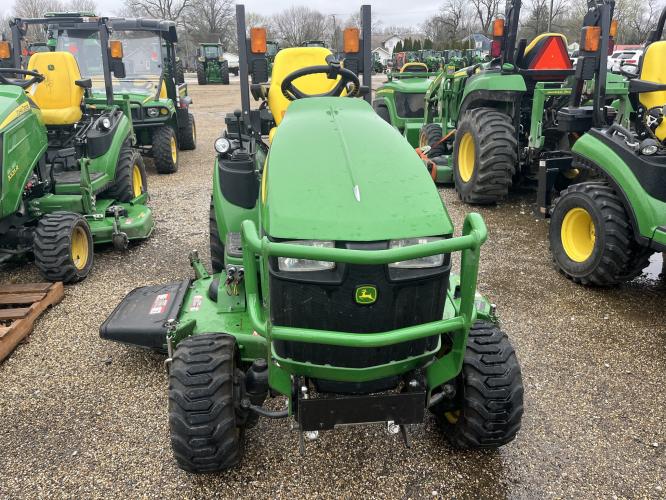 John Deere 1025R