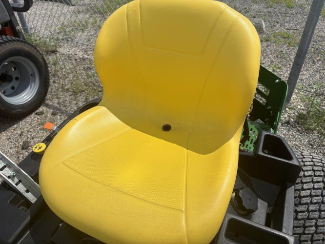 John Deere Z335E