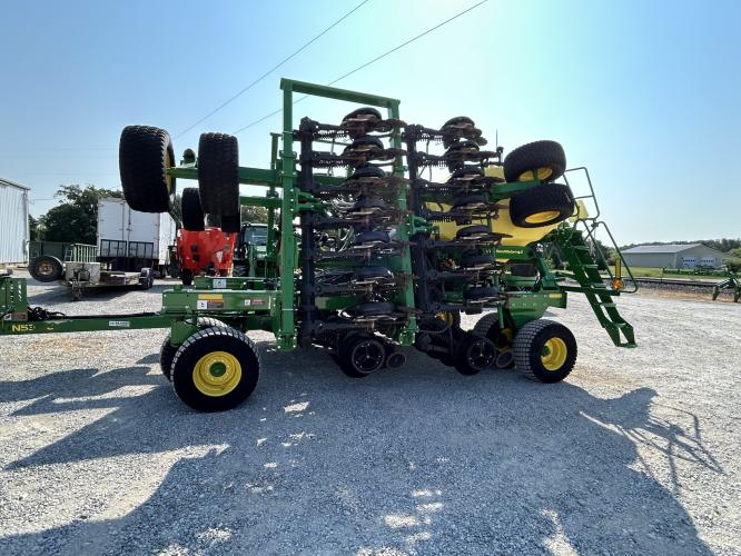 John Deere N530C