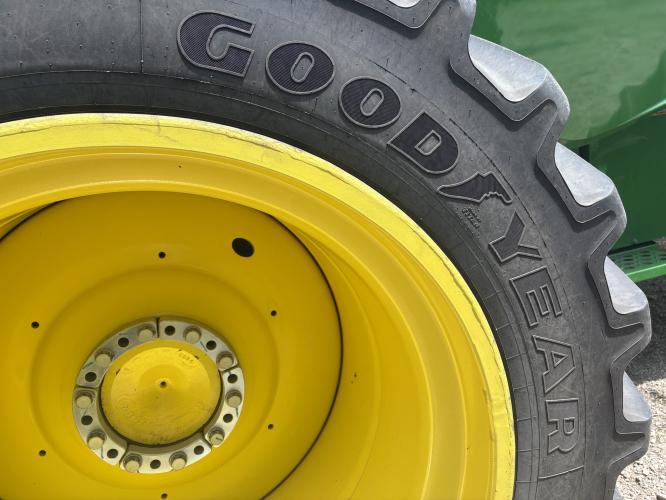 John Deere S790