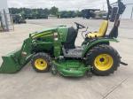 John Deere 2320