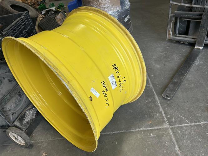 John Deere new Wold AKK34656 wheel 23x38