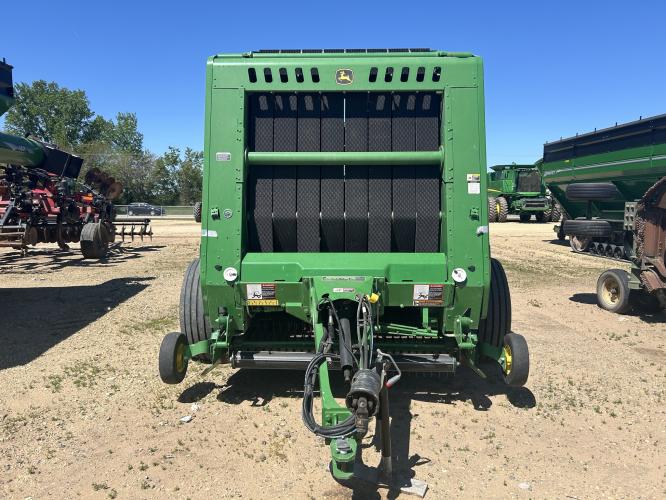 John Deere 560M