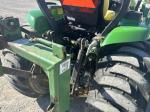 John Deere 3320