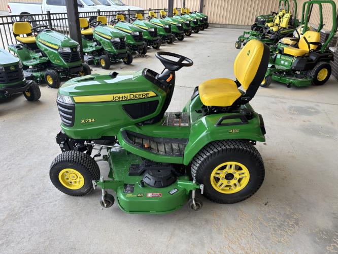 John Deere X734