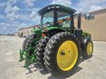 John Deere 8260R