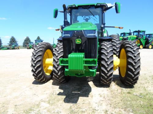 2023 John Deere 8R 340