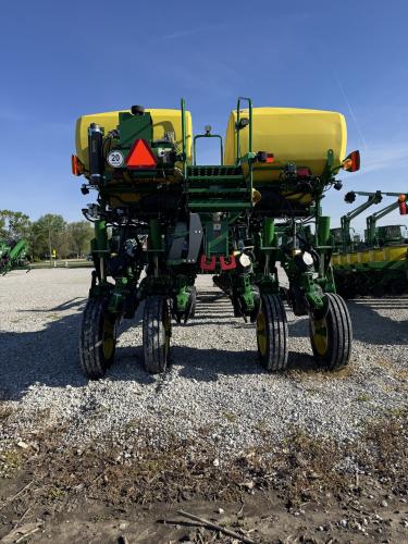 John Deere 1775NT