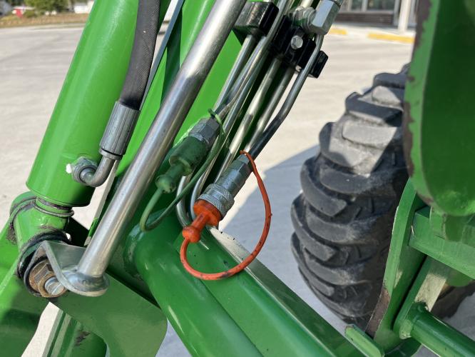 John Deere 3039R