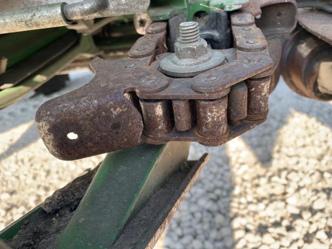 John Deere 708C