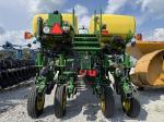John Deere 1775NT