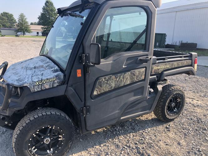 John Deere XUV835R