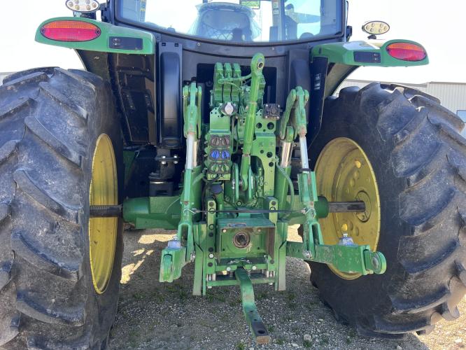 John Deere 6R 130