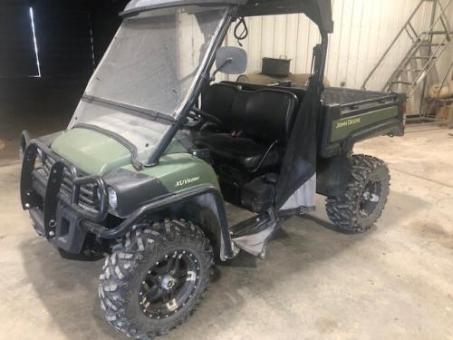 2018 John Deere 825M
