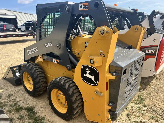 John Deere 318G