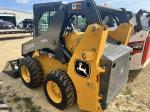 John Deere 318G