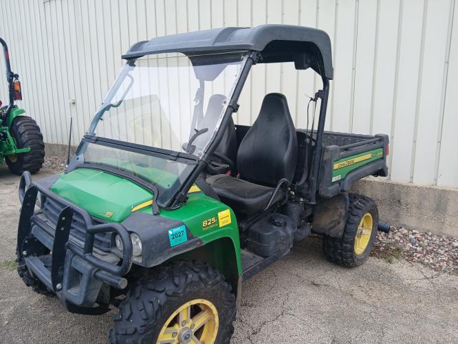 John Deere XUV 825I GREEN