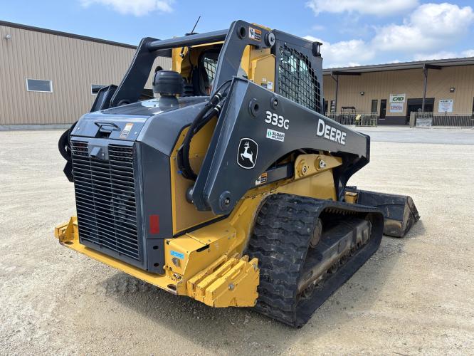 John Deere 333G